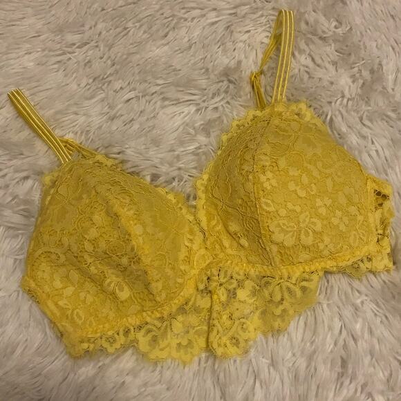 GILLIGAN & O’MALLEY • Yellow Lace Push-up Bralette - Picture 3 of 6